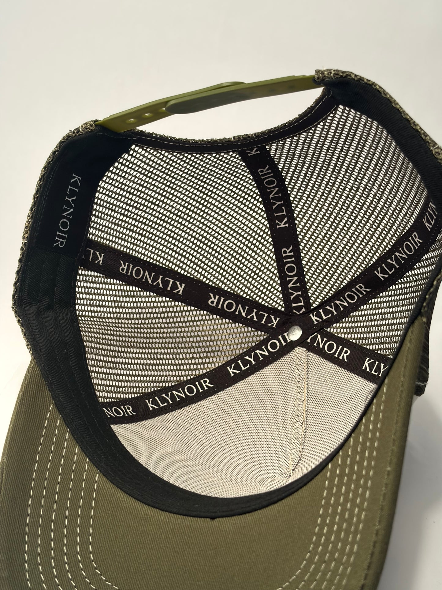 KLYNOIR Olive Green and Crème Ripped Cotton Trucker