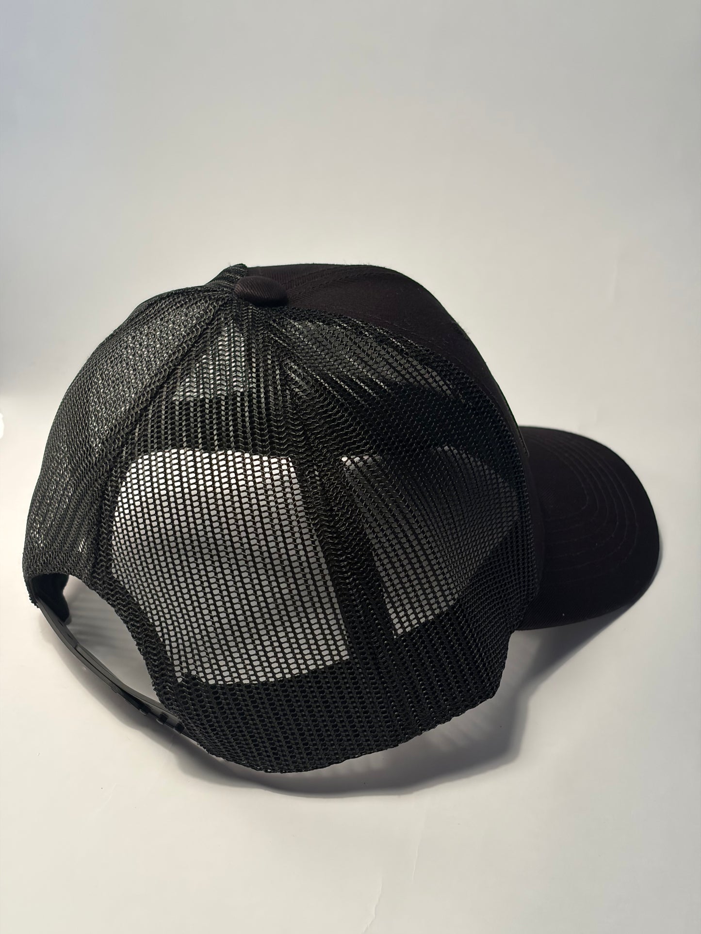 KLYNOIR Black Cotton Trucker Cap
